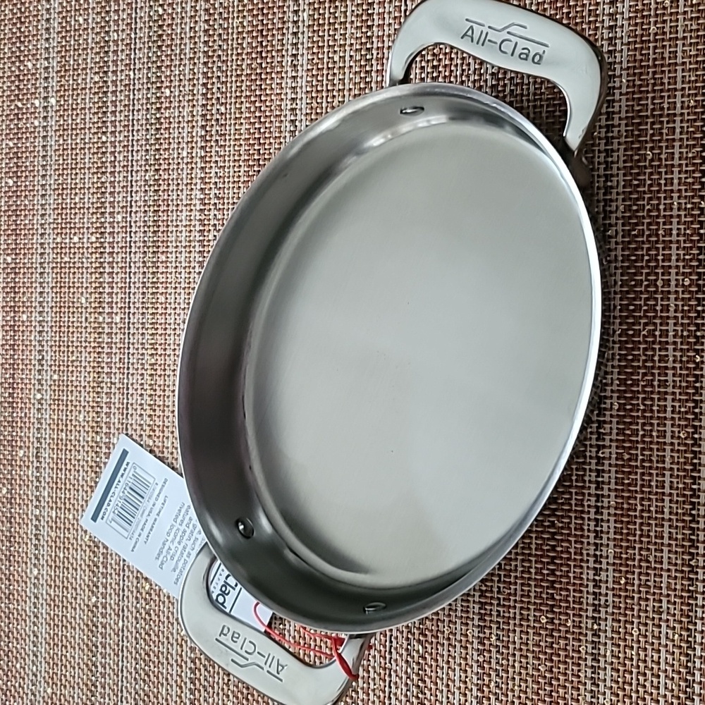 All Clad 7" Oval Baker, Gratin, NWT